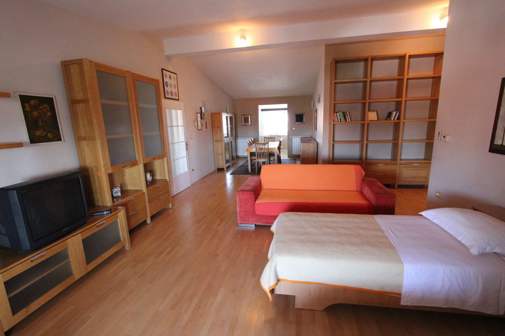 Apartments Romano โรวีน ภายนอก รูปภาพ