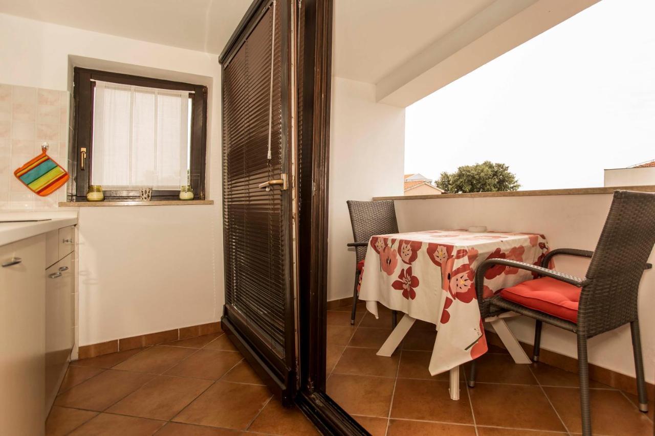 Apartments Romano โรวีน ภายนอก รูปภาพ