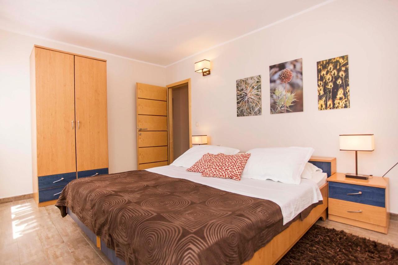 Apartments Romano โรวีน ภายนอก รูปภาพ